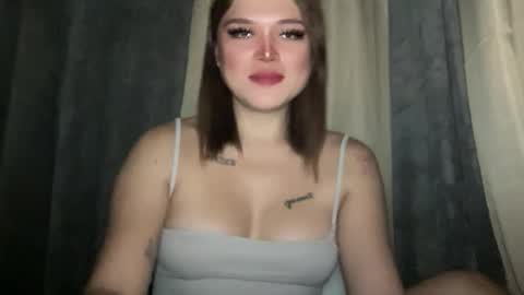 Snapshot of yoursexytowngirl chatting on November 2025 03:34:01 AM LALA online show from November 2025 03:34:01 AM