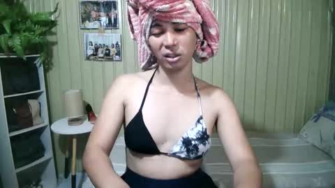 yoursubmissive_larah online show from April 2026 06:40:01 AM