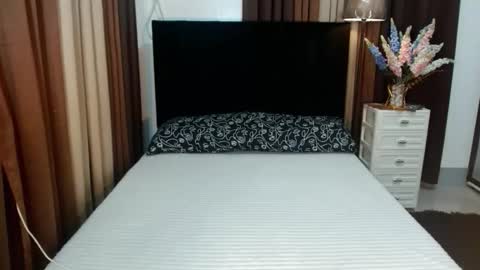 AMARA online show from February 2026 09:45:01 PM