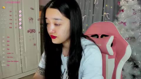 Bella online show from December 2025 02:06:01 AM