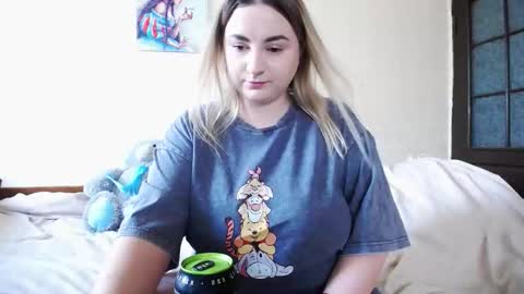 Snapshot of yourswetiegirl chatting on June 2026 08:48:02 AM Sofia online show from June 2026 08:48:02 AM