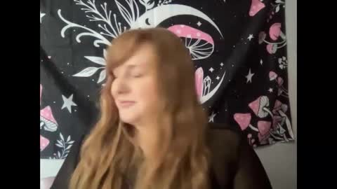 yourthickgingergoddess online show from February 2025 05:46:02 PM