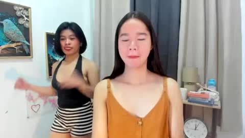 yourtinybunny online show from July 2026 10:23:01 PM