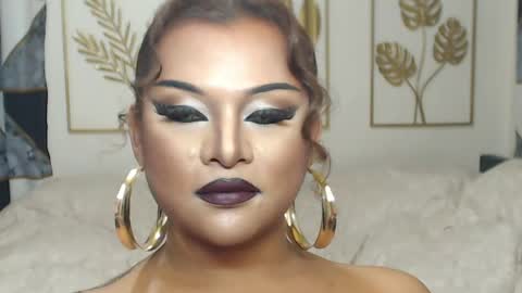 Snapshot of yourtrannyqueenxxx chatting on April 2026 01:42:02 AM Anastacia Grey online show from April 2026 01:42:02 AM