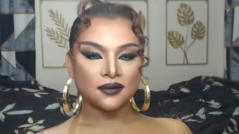 Snapshot of yourtrannyqueenxxx chatting on June 2026 11:17:01 PM Anastacia Grey online show from June 2026 11:17:01 PM