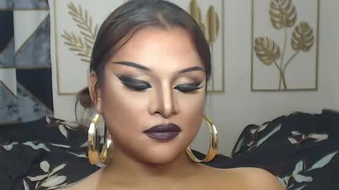 Snapshot of yourtrannyqueenxxx chatting on June 2026 01:01:02 AM Anastacia Grey online show from June 2026 01:01:02 AM