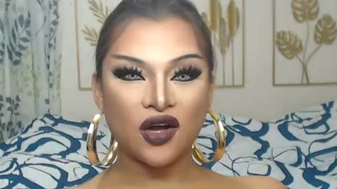 Snapshot of yourtrannyqueenxxx chatting on June 2026 09:52:02 PM Anastacia Grey online show from June 2026 09:52:02 PM