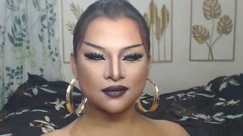 Snapshot of yourtrannyqueenxxx chatting on July 2026 10:50:01 PM Anastacia Grey online show from July 2026 10:50:01 PM
