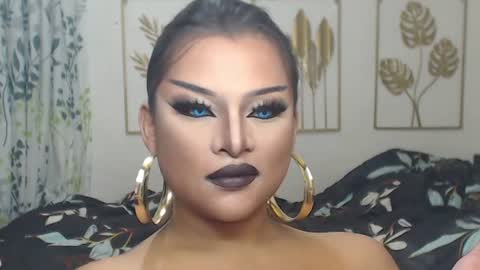 Snapshot of yourtrannyqueenxxx chatting on July 2026 10:53:02 PM Anastacia Grey online show from July 2026 10:53:02 PM
