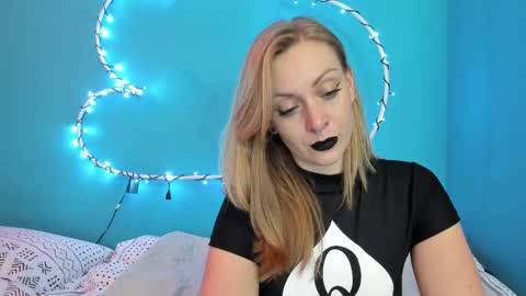 YourVenus00 -Follow my OF online show from February 2025 04:25:01 PM