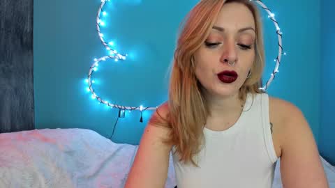 YourVenus00 -Follow my OF online show from February 2025 10:33:02 AM