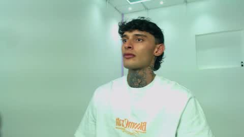 Snapshot of yourxcyberxangel chatting on March 2026 02:06:02 AM Angel online show from March 2026 02:06:02 AM