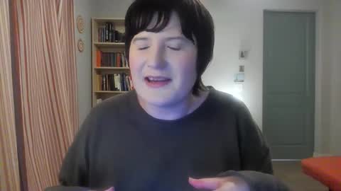 Rose Noire online show from December 2025 11:54:01 PM