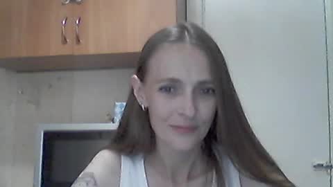 Snapshot of youur_light chatting on July 2026 06:00:02 PM Youur light online show from July 2026 06:00:02 PM