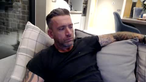 Snapshot of youwantus69 chatting on January 2025 05:44:02 AM You want us 69 online show from January 2025 05:44:02 AM