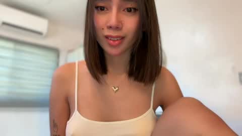 YowgineTheGreat online show from March 2026 05:07:01 AM