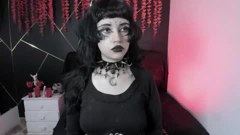 Yue Eclipsa online show from November 2025 05:29:02 AM