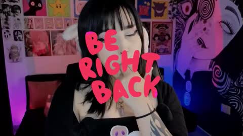    rawr   Anne Independent model      online show from September 2025 06:22:02 PM