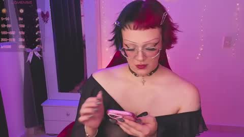 Snapshot of yuki_cross chatting on June 2026 04:14:02 AM online show from June 2026 04:14:02 AM