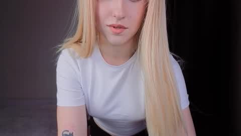 Misa online show from October 2025 04:26:01 PM