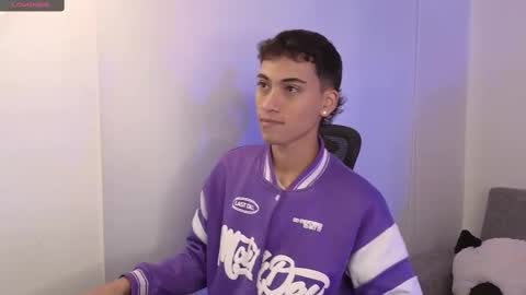 yulian_vasquez online show from September 2025 12:19:01 PM