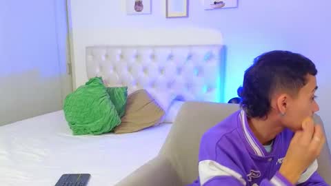 yulian_vasquez online show from February 2026 12:15:01 PM