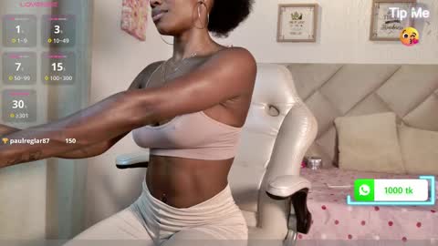 Snapshot of yuliana_milleer chatting on October 2025 08:06:02 PM Yuliana online show from October 2025 08:06:02 PM