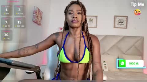 Snapshot of yuliana_milleer chatting on November 2025 07:59:02 PM Yuliana online show from November 2025 07:59:02 PM