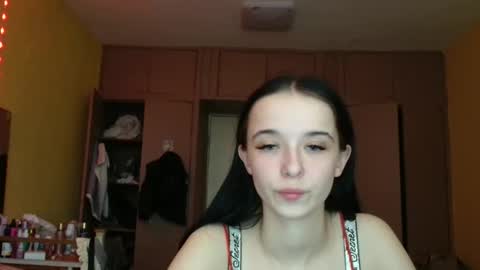 Yuliia online show from March 2026 09:36:02 AM