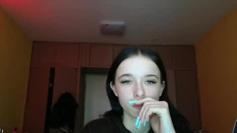 Yuliia online show from April 2026 07:00:02 AM