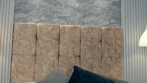 yulievans online show from March 2025 08:57:01 PM