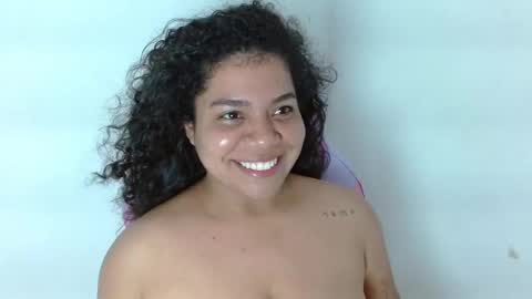 Yuli and SaraIndependent model online show from January 2025 09:57:02 PM