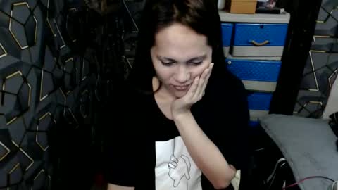 yumi online show from February 2026 11:34:02 PM