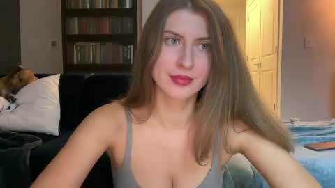 yumiandwolf online show from March 2025 04:37:02 AM