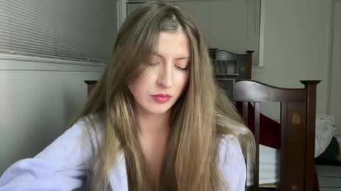 yumiandwolf online show from November 2025 03:01:02 AM