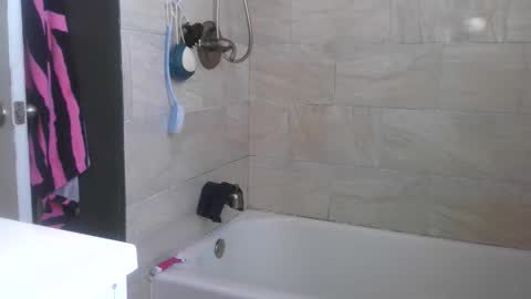 Snapshot of yumiepussyy chatting on February 2026 03:37:02 PM Payton kelly online show from February 2026 03:37:02 PM