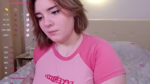 YumemiyaYumi online show from November 2025 08:30:01 PM