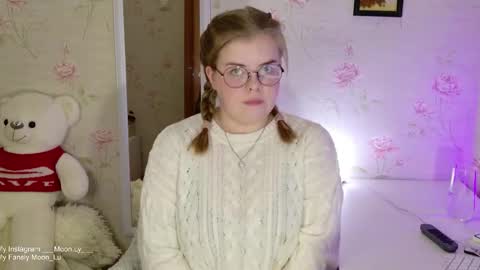 Polly online show from October 2025 04:15:02 PM