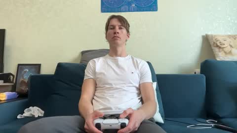 Snapshot of yummyalexxx chatting on February 2026 10:31:02 AM Alex online show from February 2026 10:31:02 AM