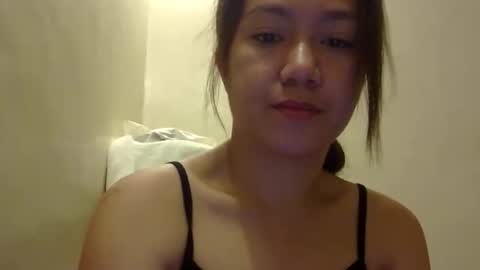 yummyclaya online show from November 2025 09:58:01 PM