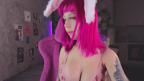 Lisa online show from September 2025 07:35:02 PM