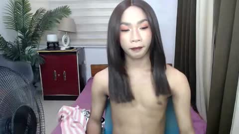 ashley online show from December 2025 02:25:01 PM