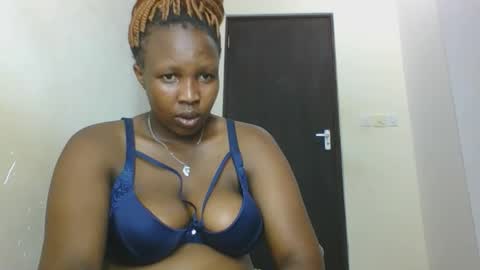 yummytitiess online show from October 2025 05:39:01 PM