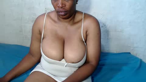 yummytittsxx online show from February 2025 05:30:02 AM