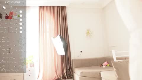 yuna_leen online show from December 2025 06:18:01 AM