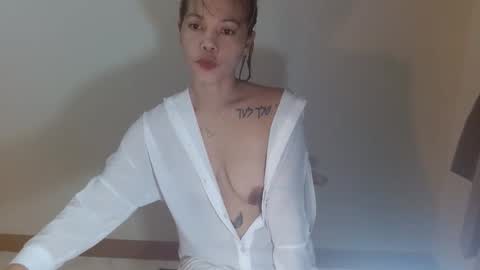Snapshot of yunahuntrixx chatting on June 2026 04:47:02 AM yunahuntrixx online show from June 2026 04:47:02 AM