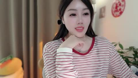 Snapshot of yuner0715 chatting on February 2026 06:22:01 AM YunEr online show from February 2026 06:22:01 AM