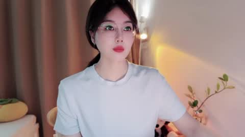 Snapshot of yuner0715 chatting on July 2026 04:47:02 AM YunEr online show from July 2026 04:47:02 AM