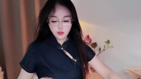 Snapshot of yuner0715 chatting on July 2026 02:50:01 AM YunEr online show from July 2026 02:50:01 AM