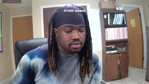 Snapshot of yungbbcbro chatting on January 2025 05:15:02 AM Octavian online show from January 2025 05:15:02 AM